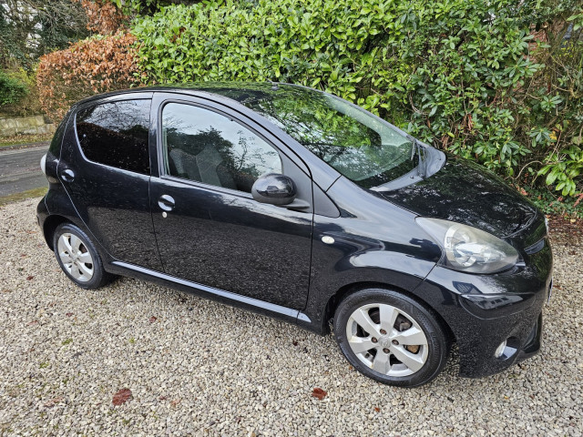 TOYOTA AYGO 1.0 VVT-i Fire