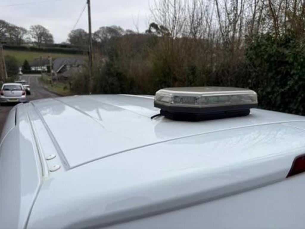 FORD TRANSIT COURIER