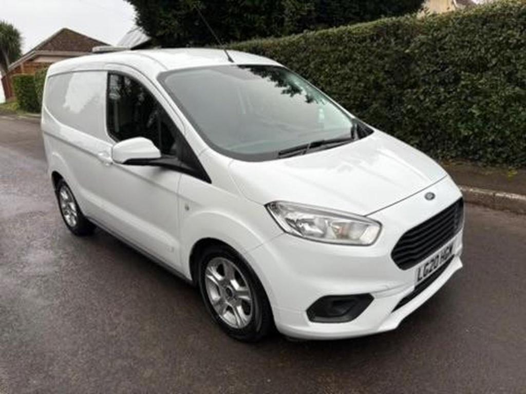 FORD TRANSIT COURIER