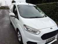 FORD TRANSIT COURIER