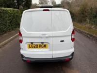 FORD TRANSIT COURIER