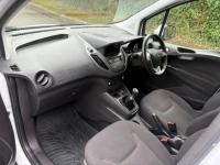 FORD TRANSIT COURIER