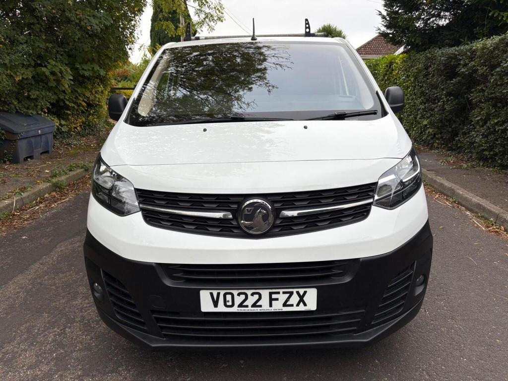 VAUXHALL VIVARO