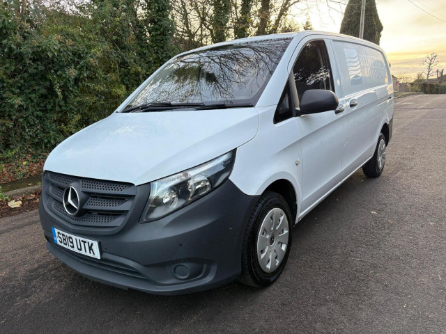 MERCEDES-BENZ VITO