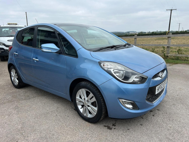 HYUNDAI