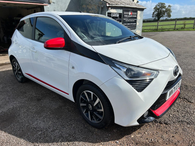 TOYOTA