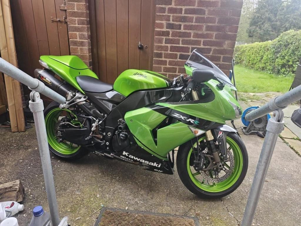 KAWASAKI NINJA ZX-10R