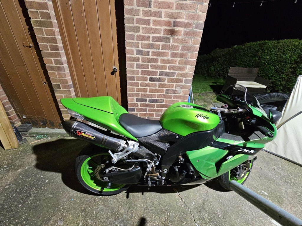 KAWASAKI NINJA ZX-10R