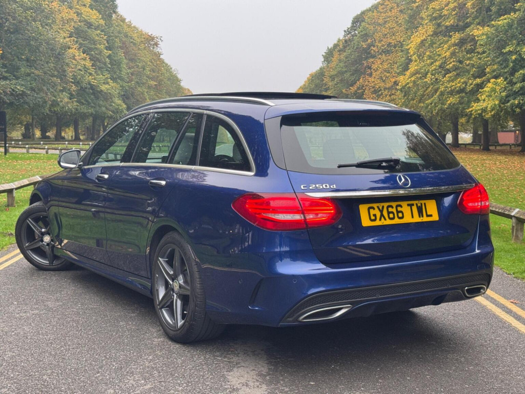 MERCEDES-BENZ C CLASS