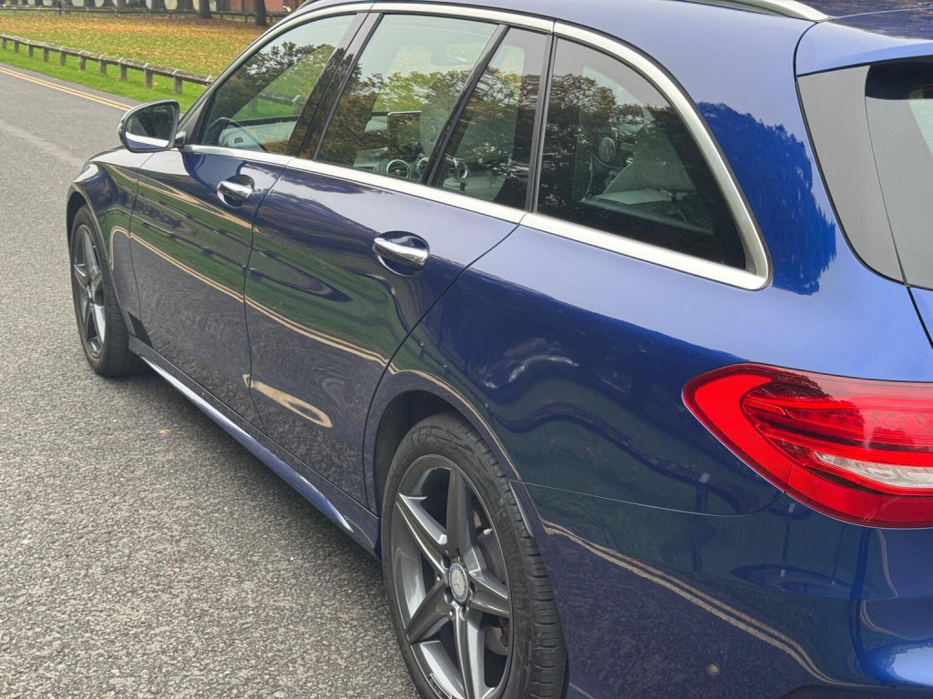 MERCEDES-BENZ C CLASS