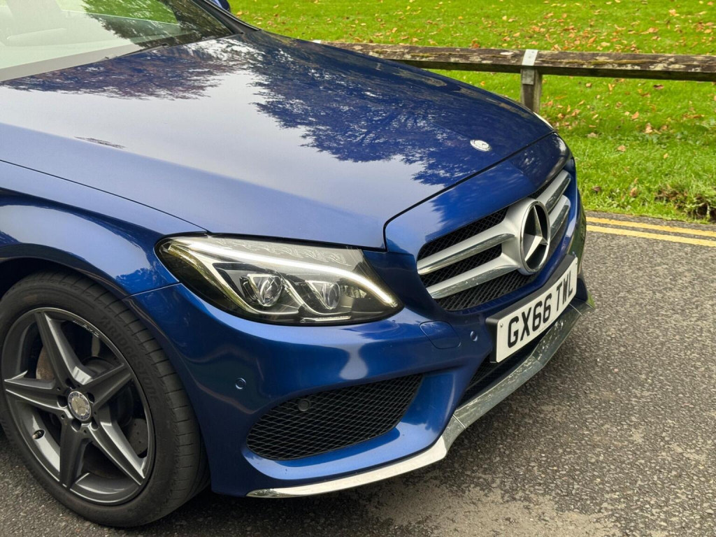 MERCEDES-BENZ C CLASS