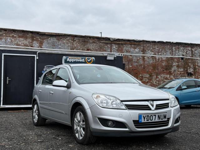 VAUXHALL ASTRA 1.8i 16v Elite 5dr