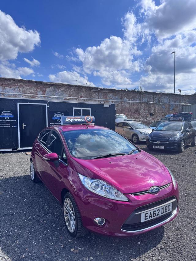 FORD FIESTA 1.4 TDCi DPF Titanium 5dr