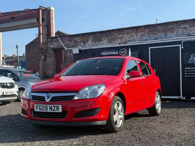 VAUXHALL ASTRA 1.4i 16v Active 5dr