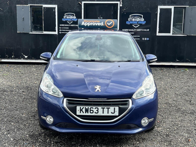 PEUGEOT 208 1.2 VTi Allure Euro 5 5dr