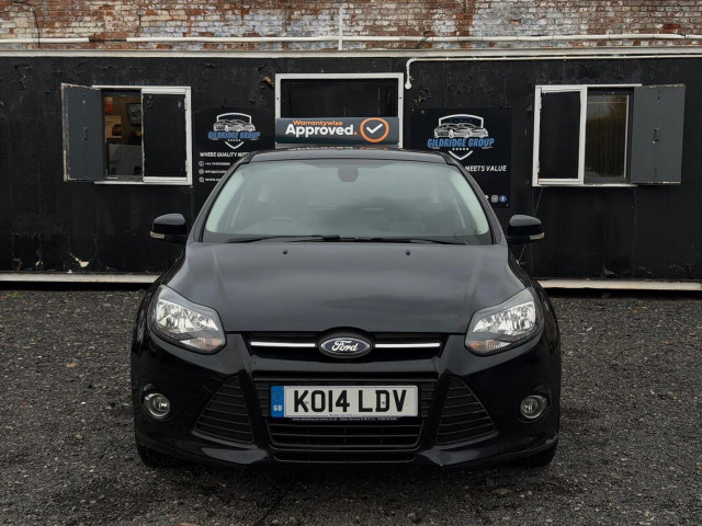 FORD FOCUS 1.0T EcoBoost Zetec Euro 5 (s/s) 5dr