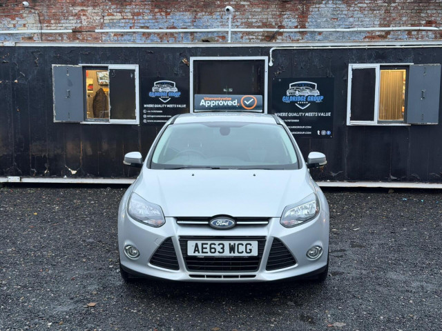 FORD FOCUS 1.6 Zetec Euro 5 5dr