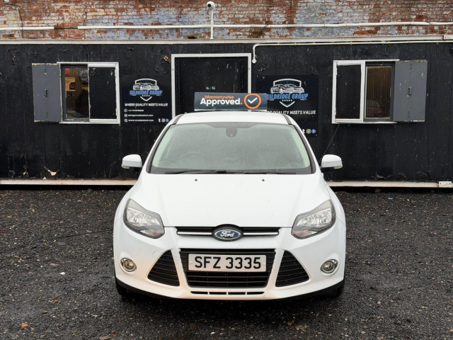 FORD FOCUS 1.0T EcoBoost Zetec Euro 5 (s/s) 5dr
