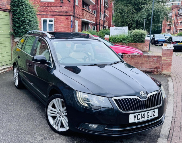 SKODA SUPERB