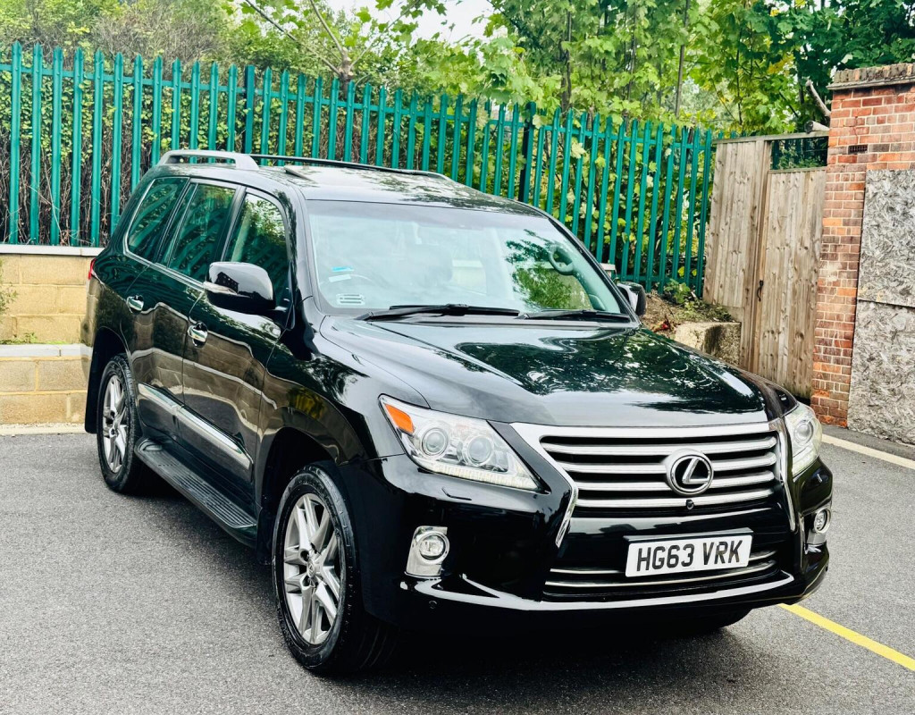 LEXUS LX570
