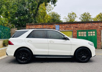 MERCEDES-BENZ GLE CLASS