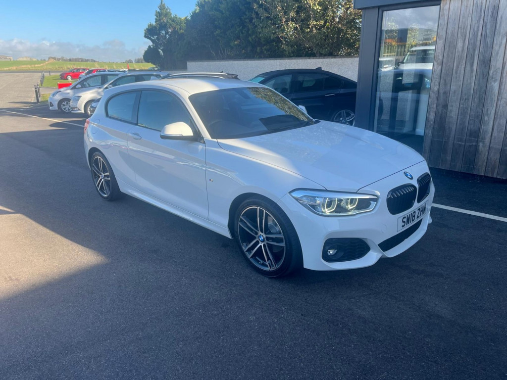 View BMW 1 SERIES 1.5 118i M Sport 3-door