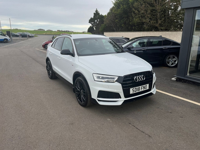 AUDI Q3 2.0 TDI Black Edition