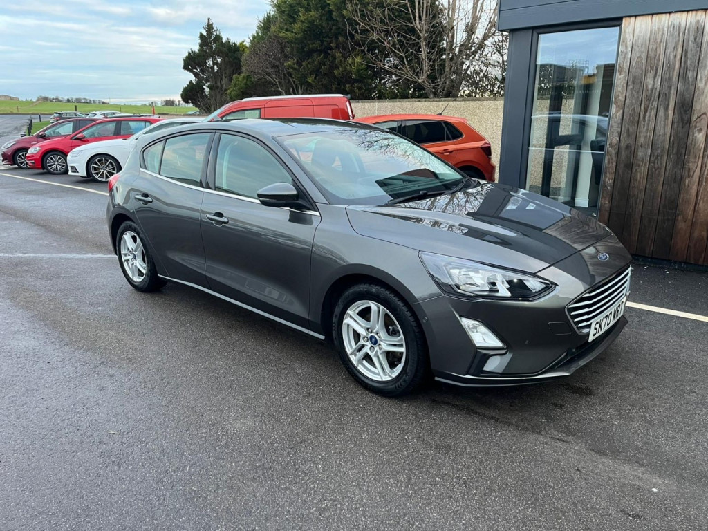 View FORD FOCUS 1.0 T EcoBoost Zetec