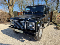 LAND ROVER DEFENDER 110
