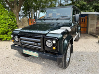 LAND ROVER DEFENDER 110