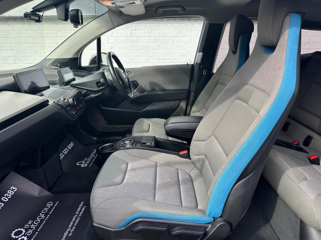BMW I3