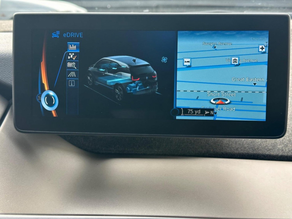 BMW I3