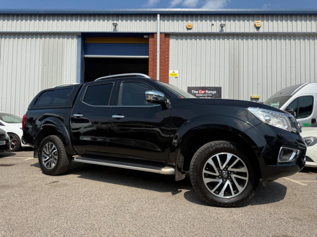 NISSAN NAVARA