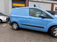 FORD TRANSIT COURIER