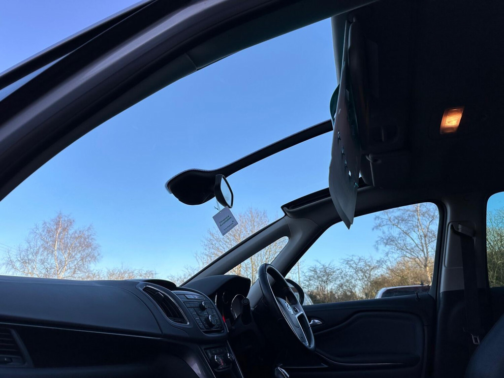 VAUXHALL ZAFIRA TOURER
