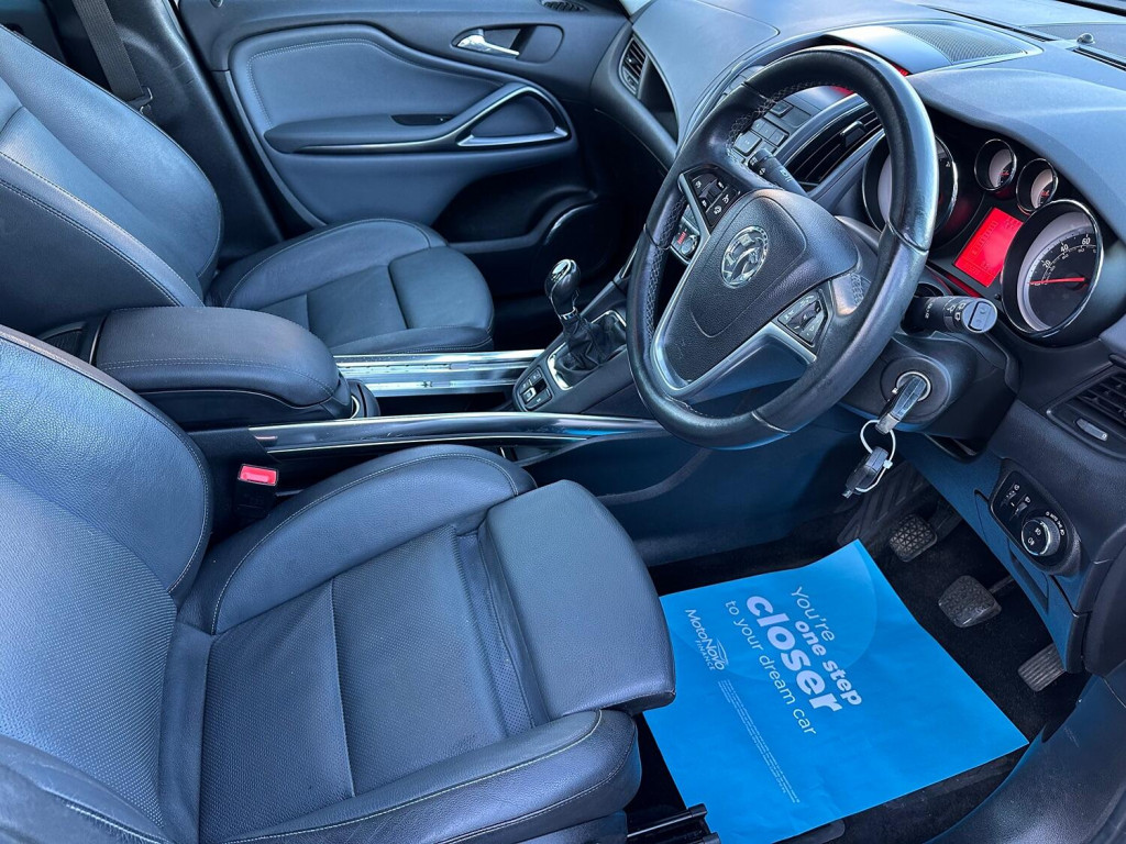 VAUXHALL ZAFIRA TOURER