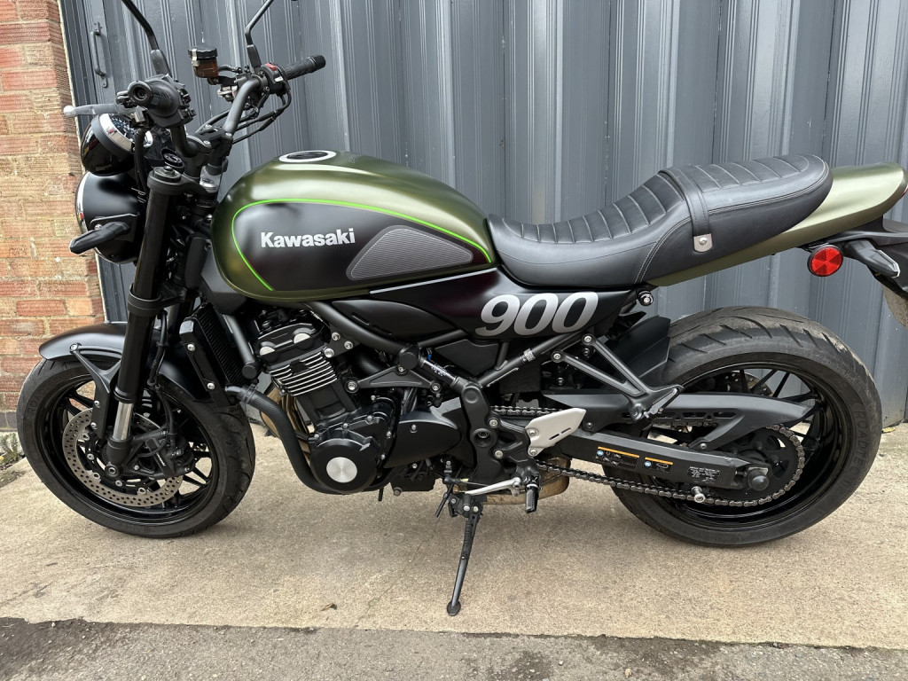 View KAWASAKI Z900RS Cjfa