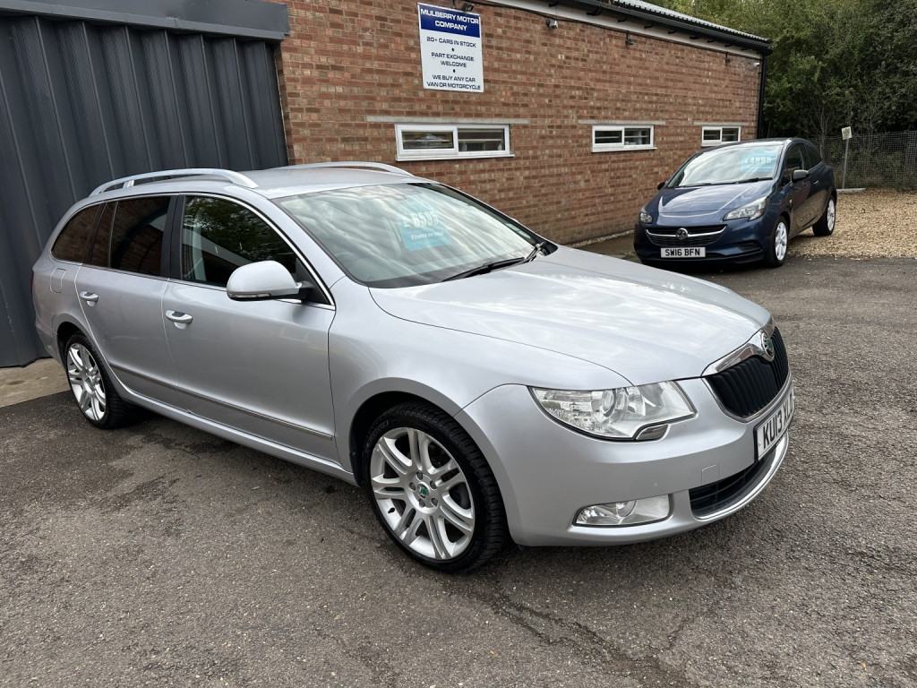 View SKODA SUPERB 2.0 TDI Elegance