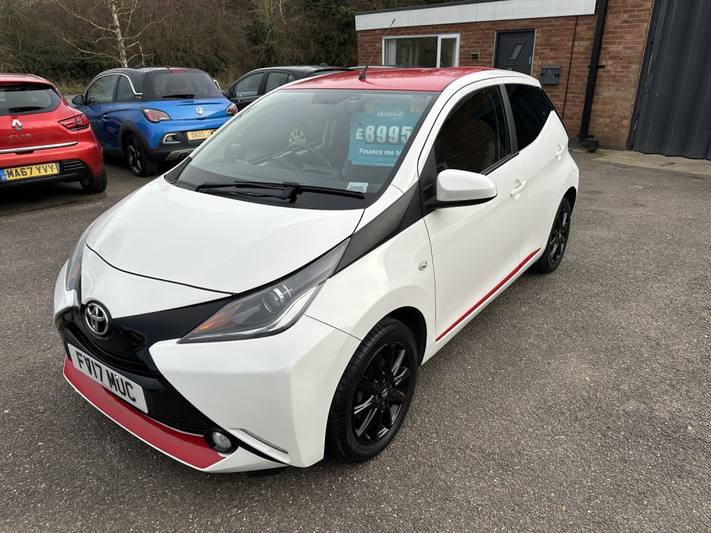 View TOYOTA AYGO 1.0 VVT-i x-press
