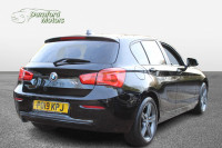 BMW 1 SERIES