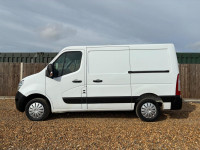 NISSAN NV400