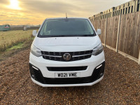 VAUXHALL VIVARO