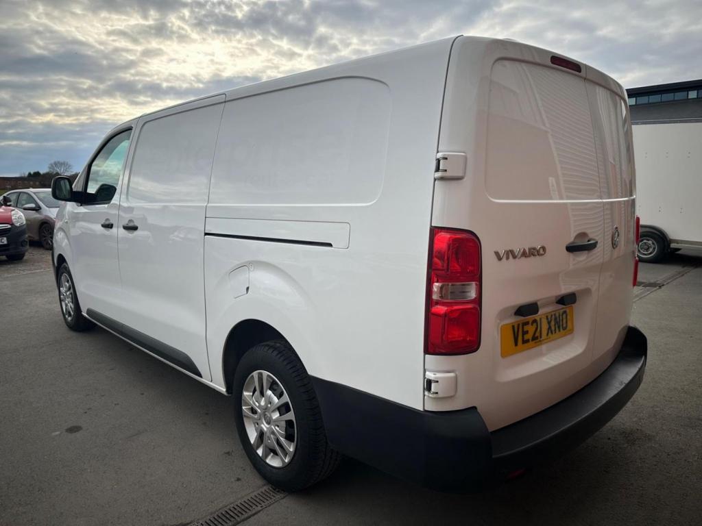VAUXHALL VIVARO