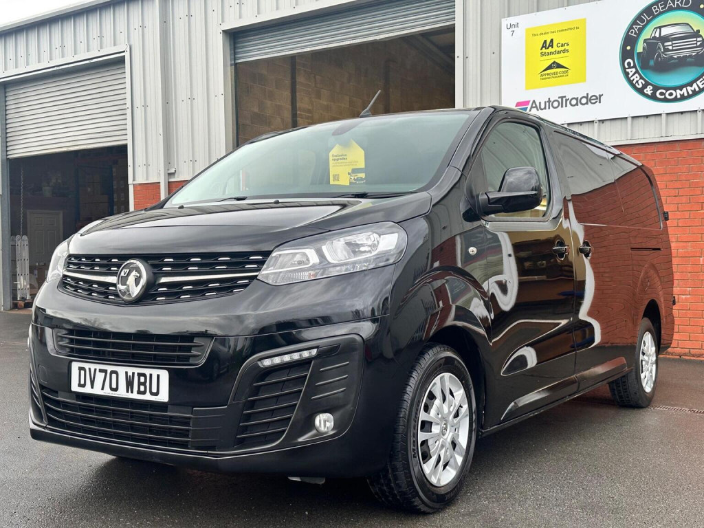 VAUXHALL VIVARO