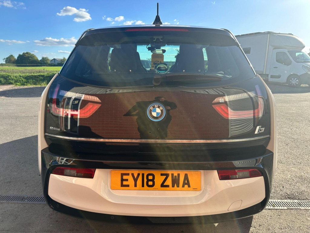 BMW I3
