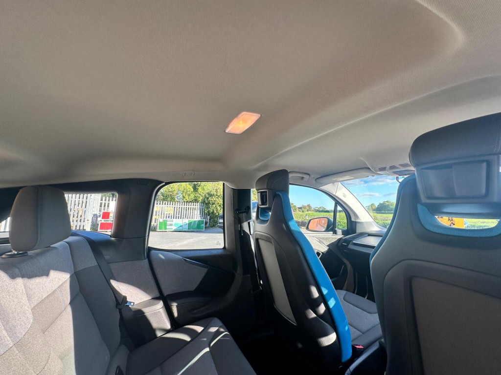 BMW I3
