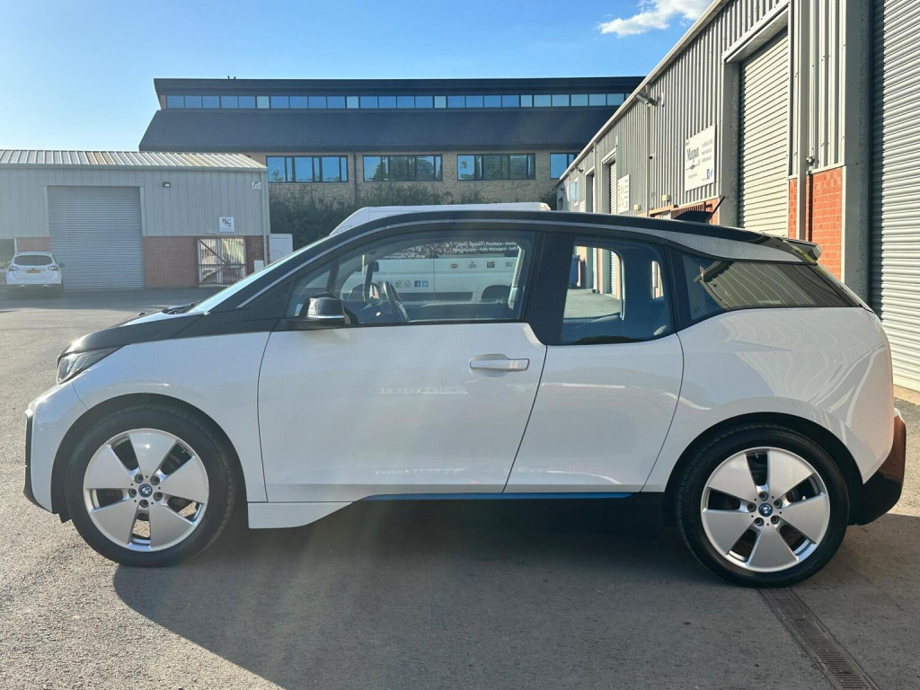 BMW I3