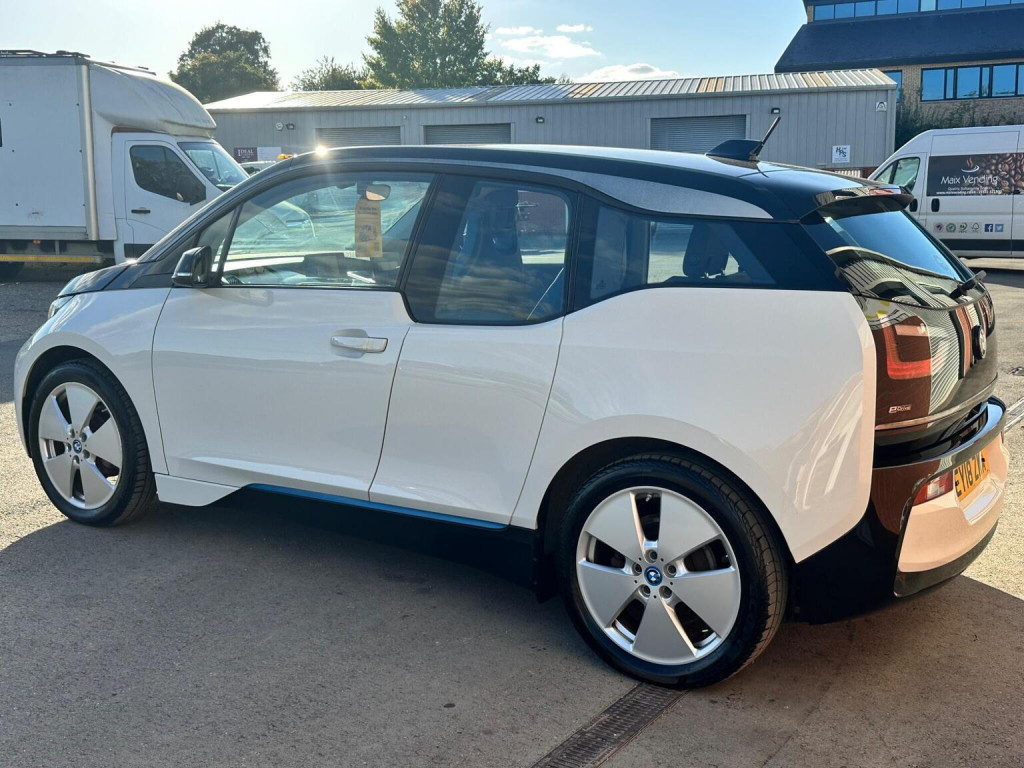BMW I3