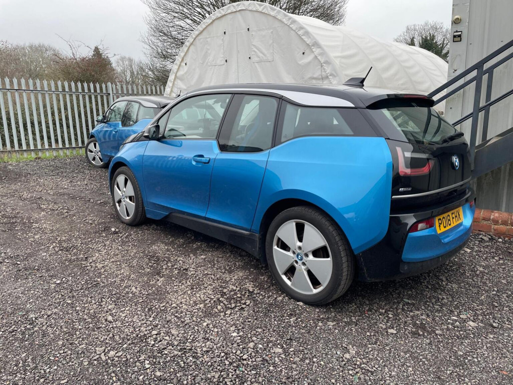 BMW I3