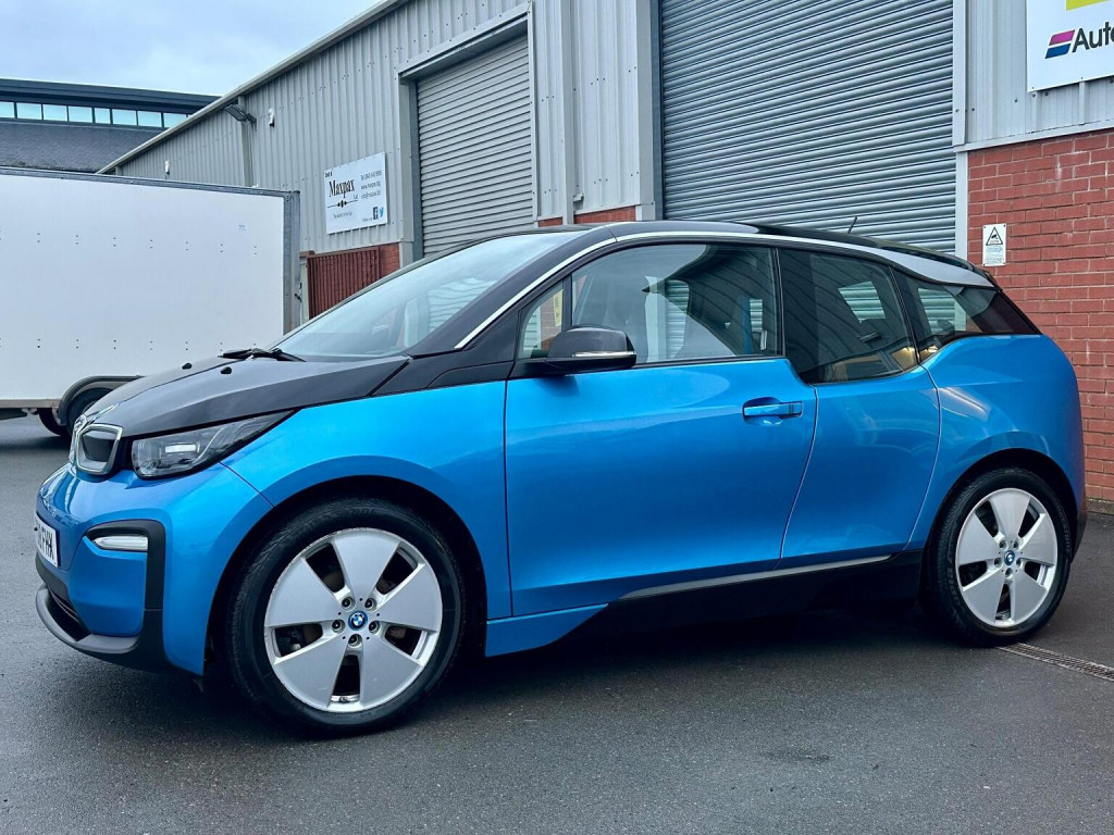 BMW I3